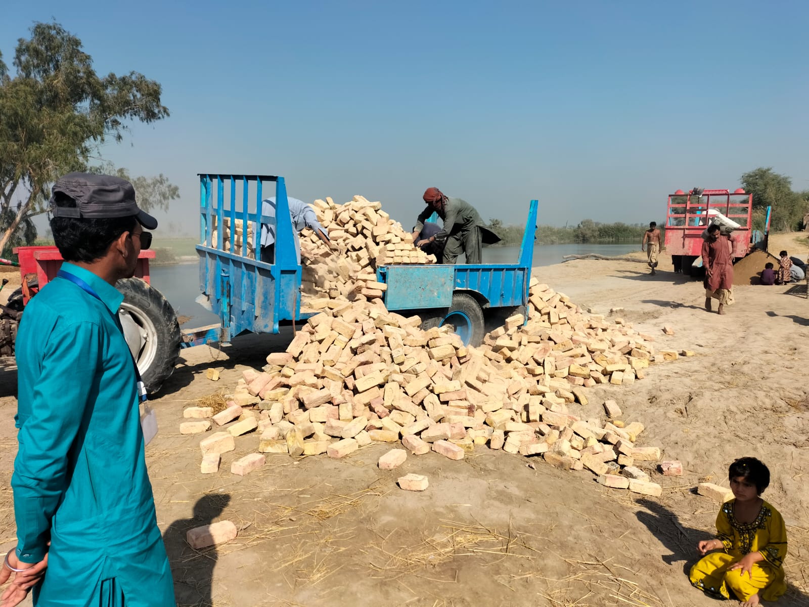 WhatsApp Image 2025-05-09 at 17.02.32