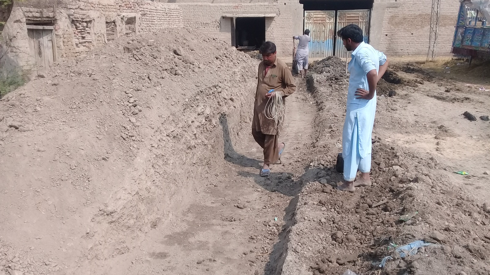 WhatsApp Image 2025-05-09 at 17.24.18 (1)